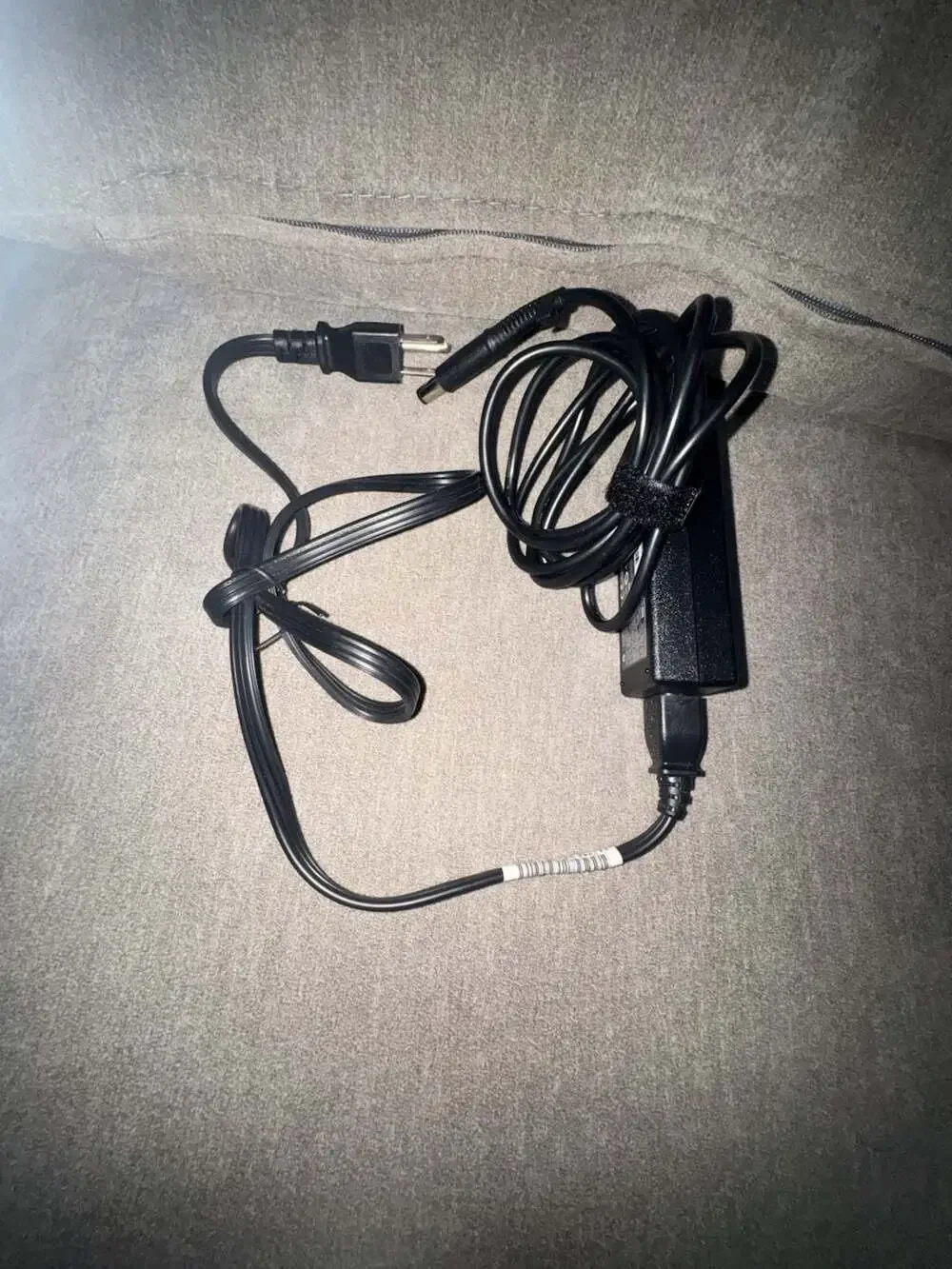 HP 65W Laptop AC Power Adapter Charger
